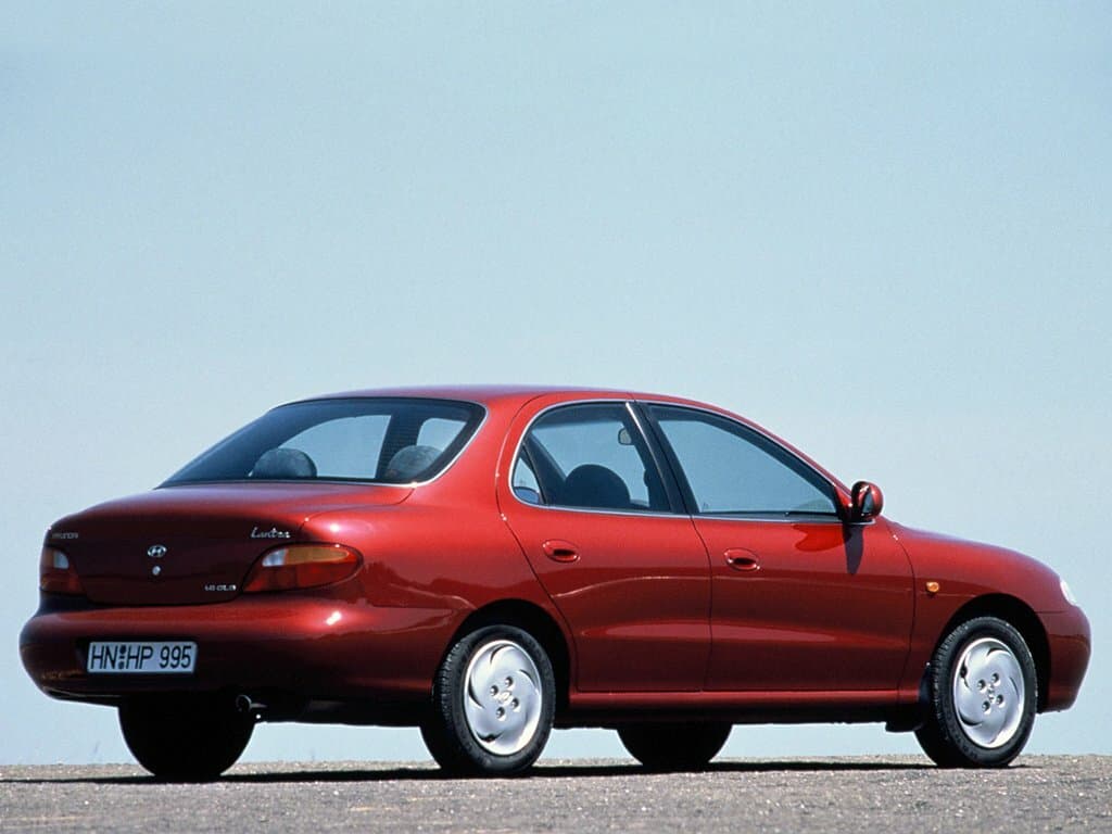 Hyundai Lantra II Седан, фото 2