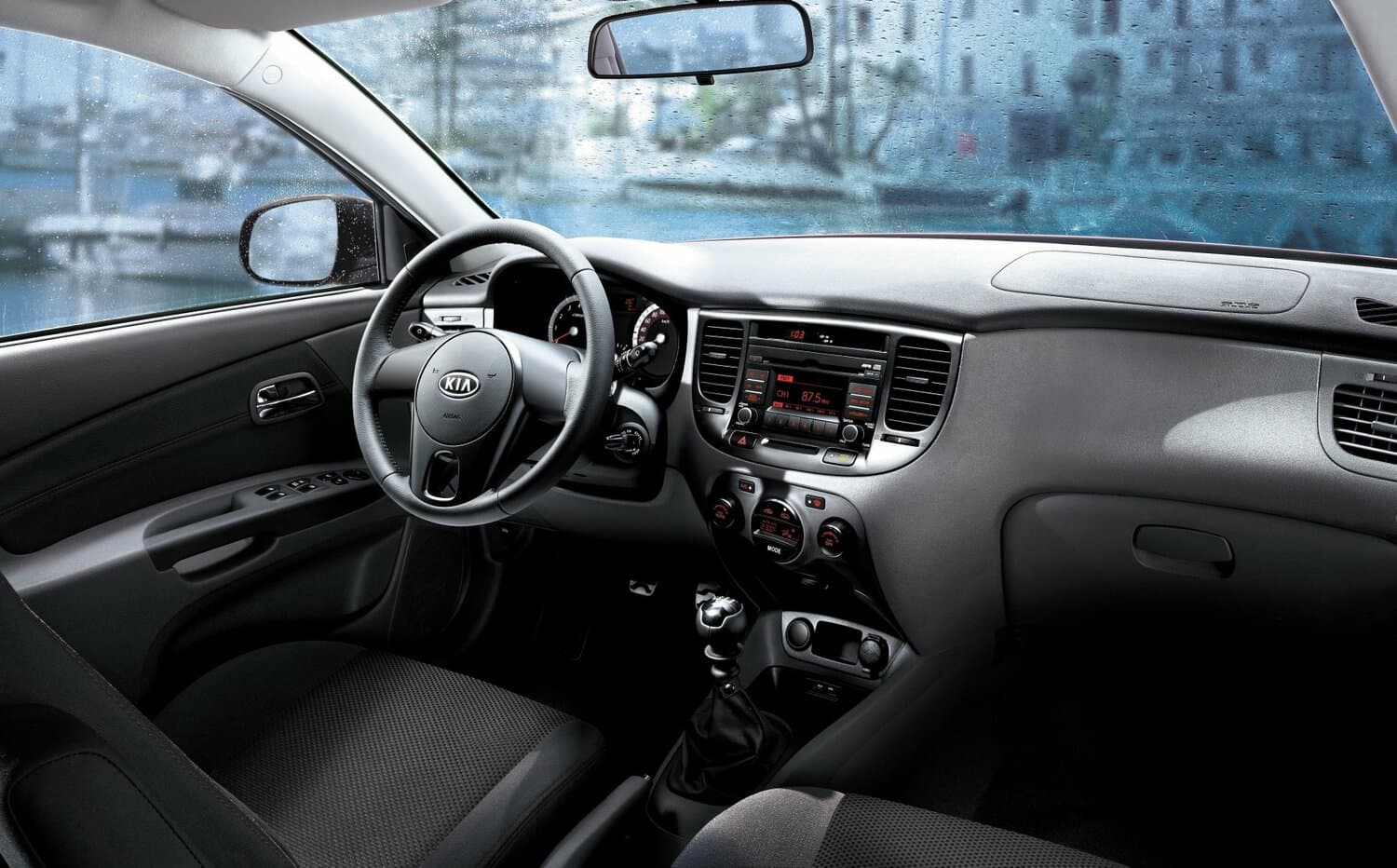 Kia Rio II Рестайлинг Хэтчбек 5 дв., фото 2