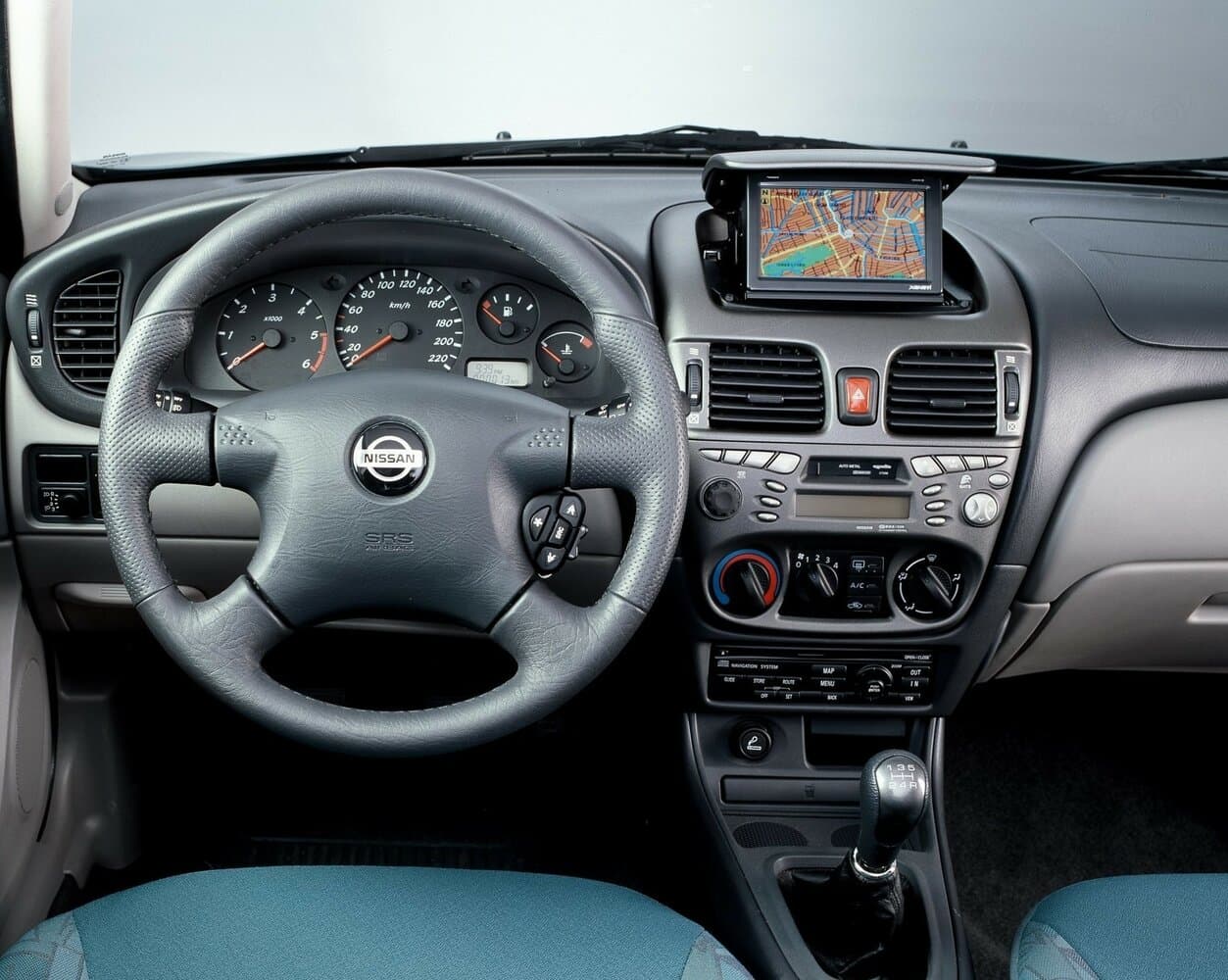 Nissan Almera