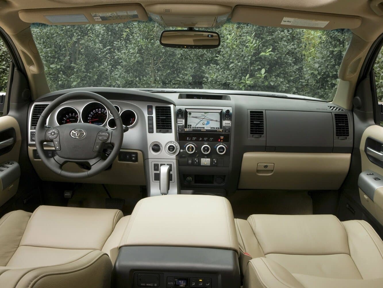 Toyota Sequoia II Внедорожник 5 дв., фото 3