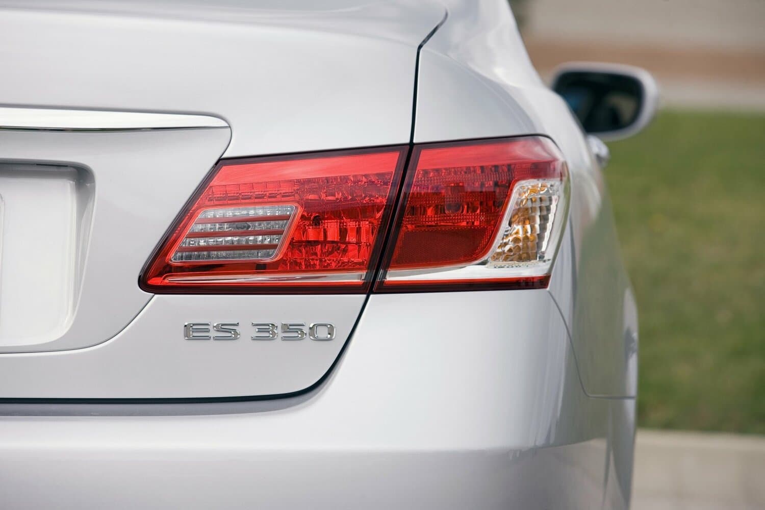 Lexus ES V Рестайлинг Седан, фото 9