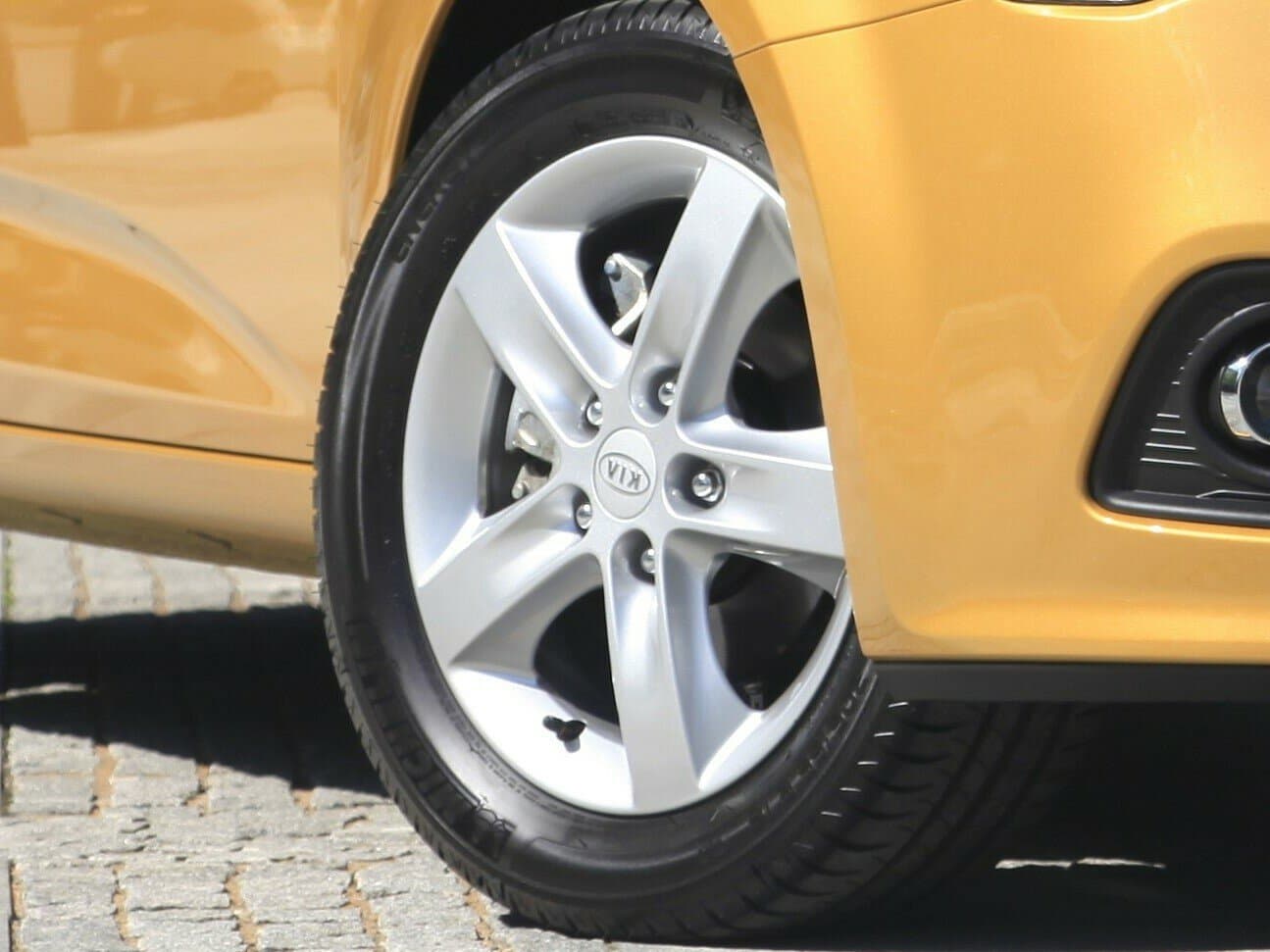 Kia Ceed I Рестайлинг Хэтчбек 3 дв., фото 17