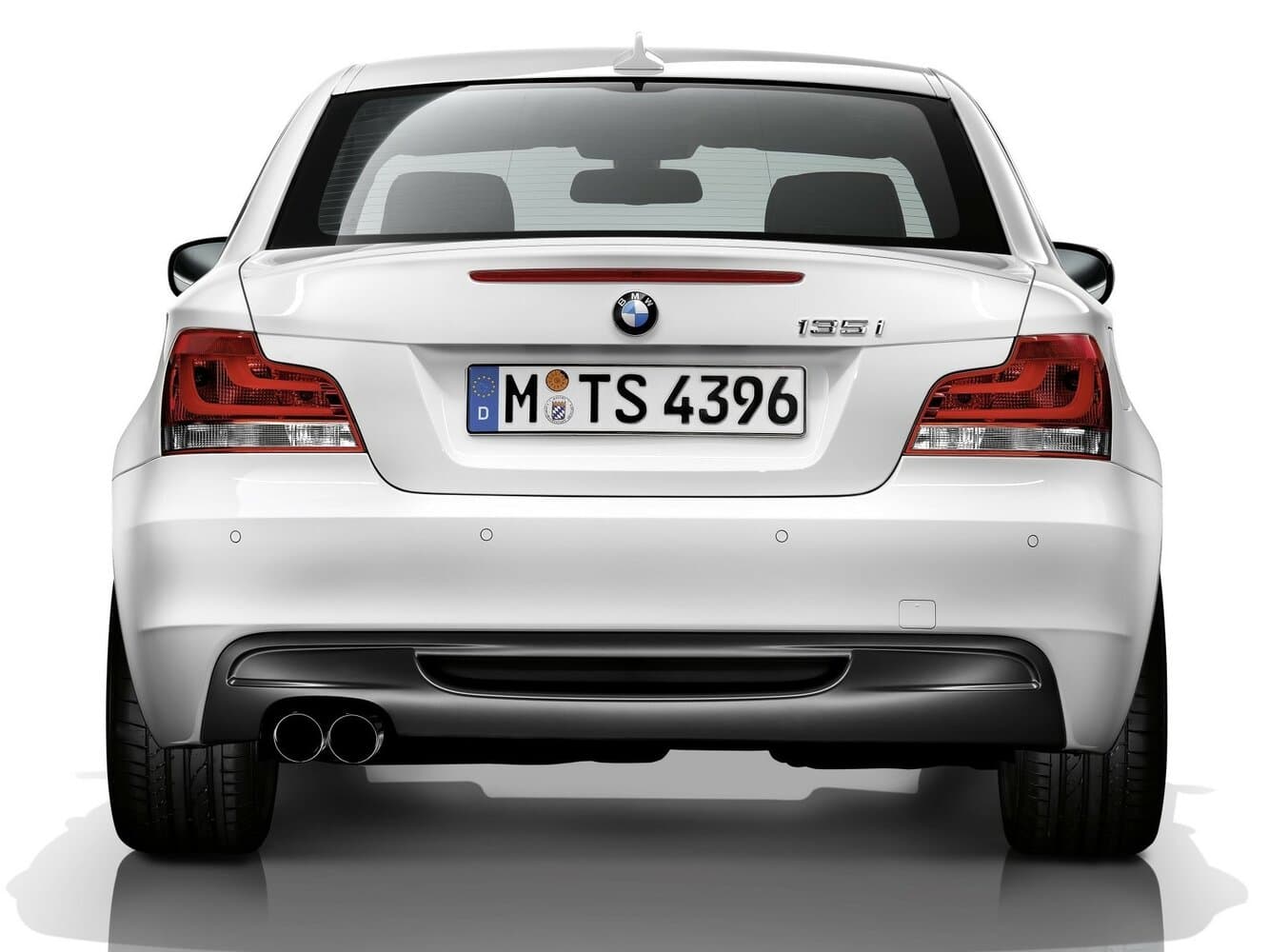 BMW 1 series I (E82/E88) Рестайлинг 2 Купе, фото 4