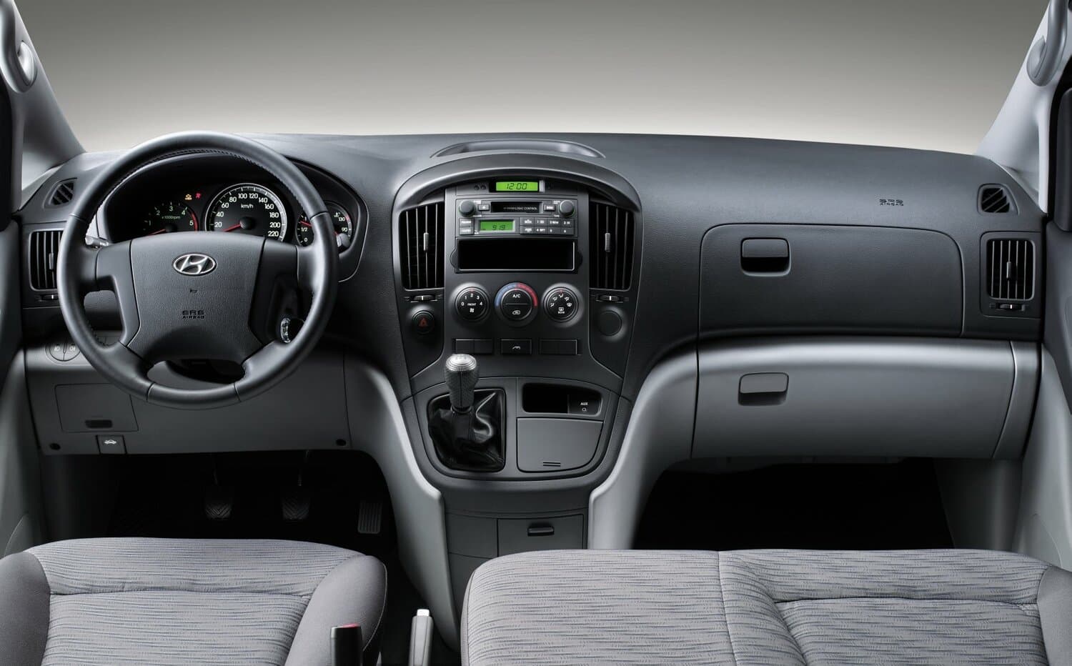 Hyundai H-1 II Минивэн, фото 4