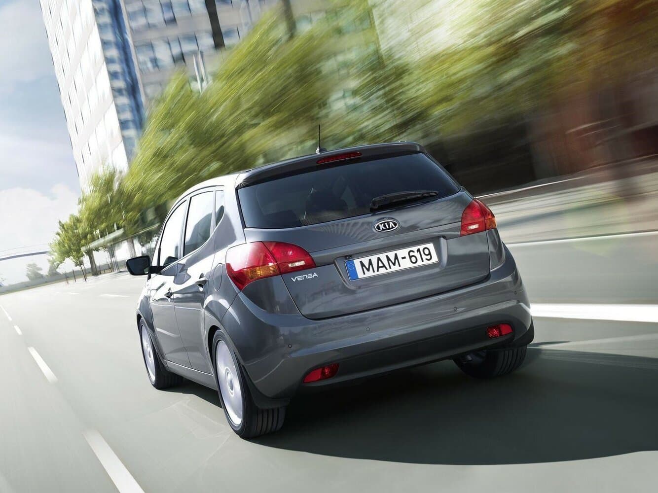 Kia Venga I Компактвэн, фото 4