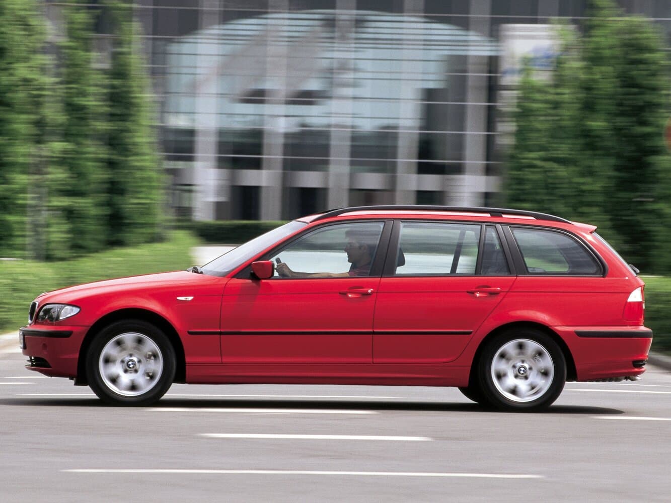 BMW 3 series IV (E46) Рестайлинг Универсал 5 дв., фото 2