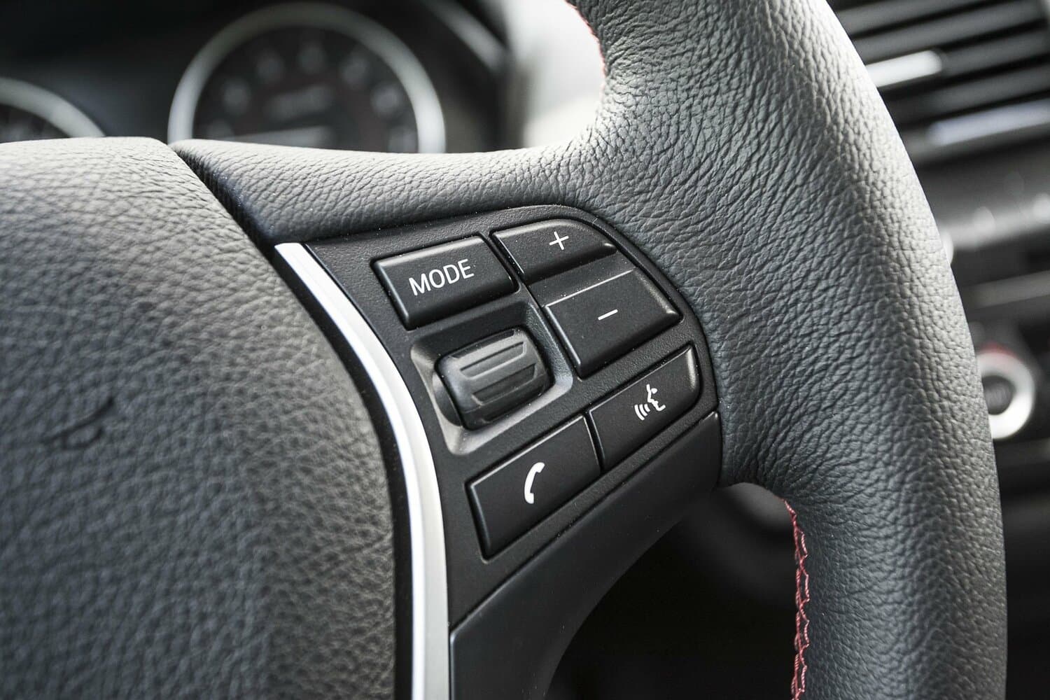 BMW 1 series II (F20/F21) Хэтчбек 5 дв., фото 27