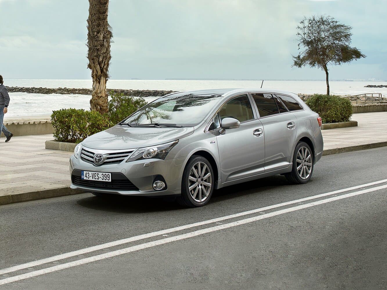 Toyota Avensis III Рестайлинг Универсал 5 дв.