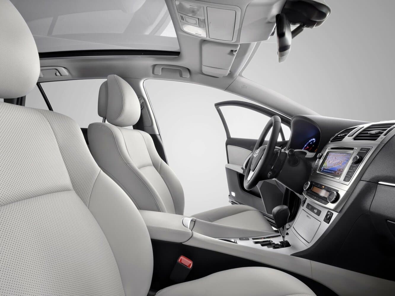 Toyota Avensis III Рестайлинг Универсал 5 дв., фото 7