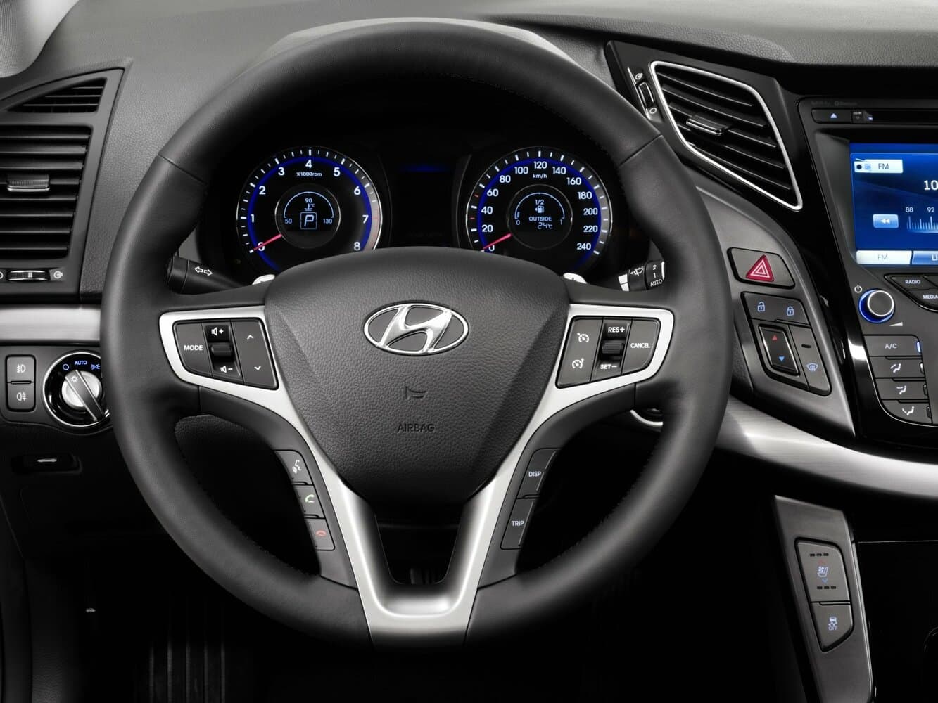Hyundai i40 I Седан, фото 10