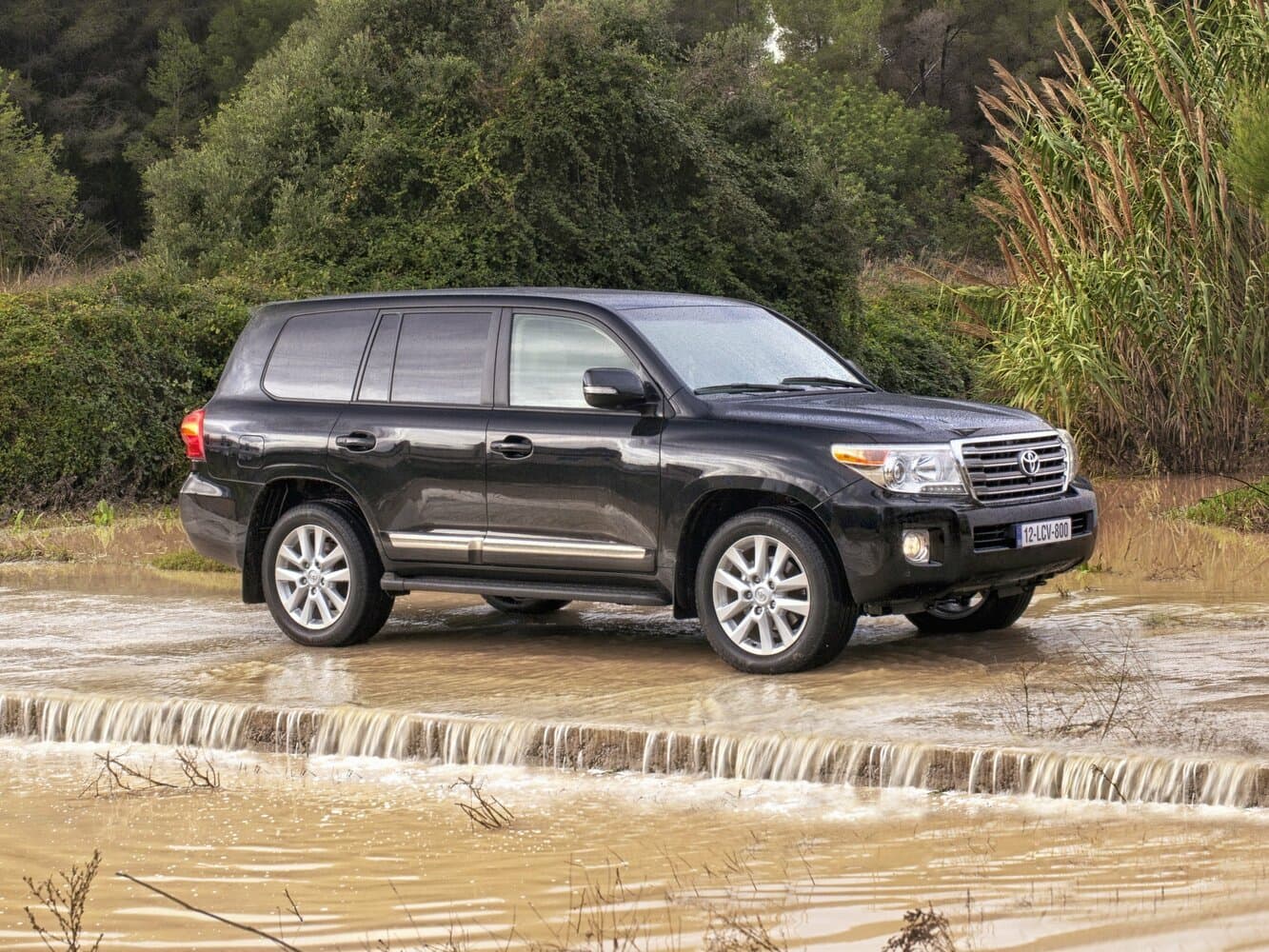 Toyota Land Cruiser 200 Series Рестайлинг 1