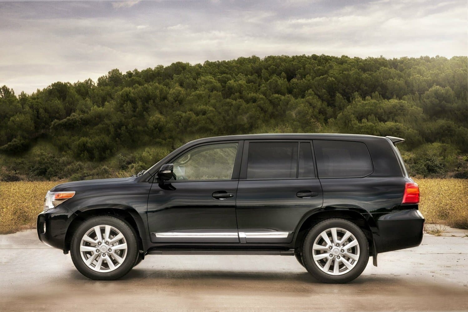 Toyota Land Cruiser 200 Series Рестайлинг 1 Внедорожник 5 дв., фото 2