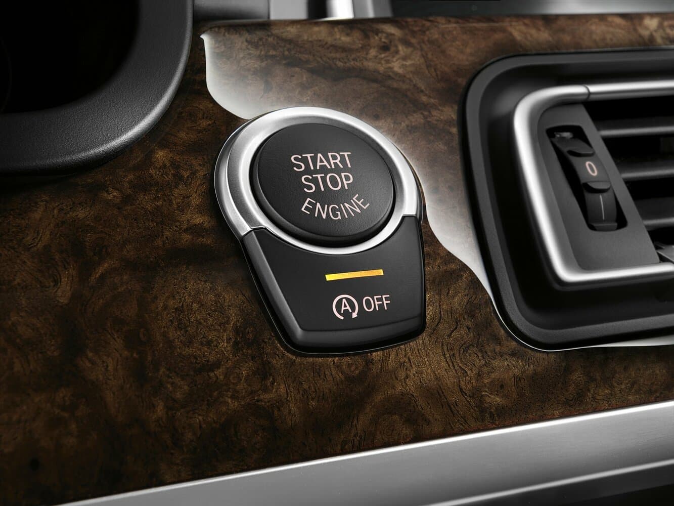 BMW 7 series V (F01/F02/F04) Рестайлинг Седан, фото 17