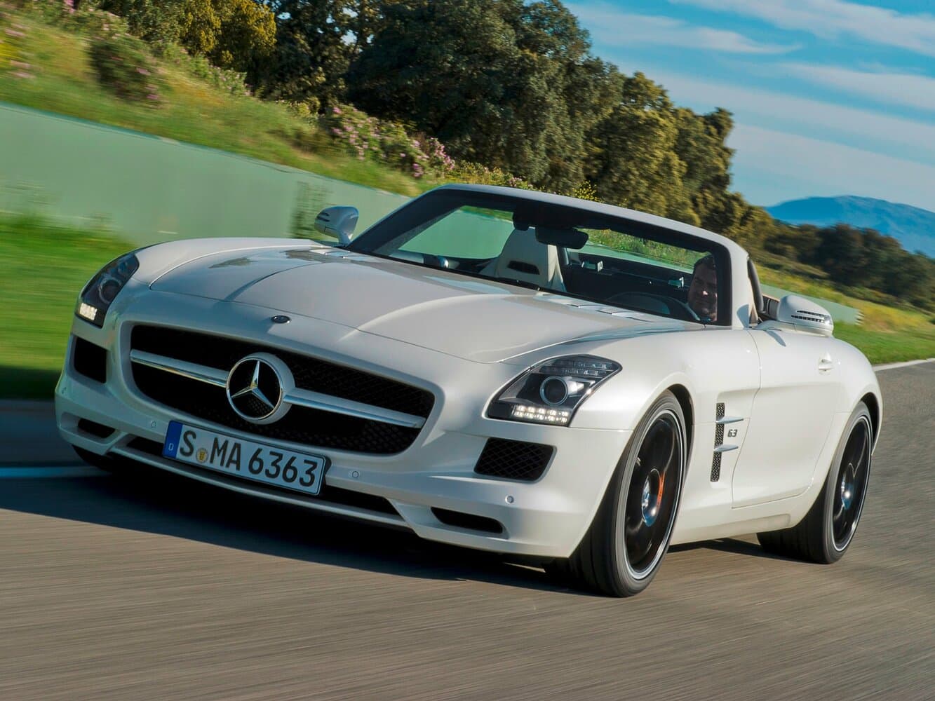Mercedes-Benz SLS AMG  Родстер