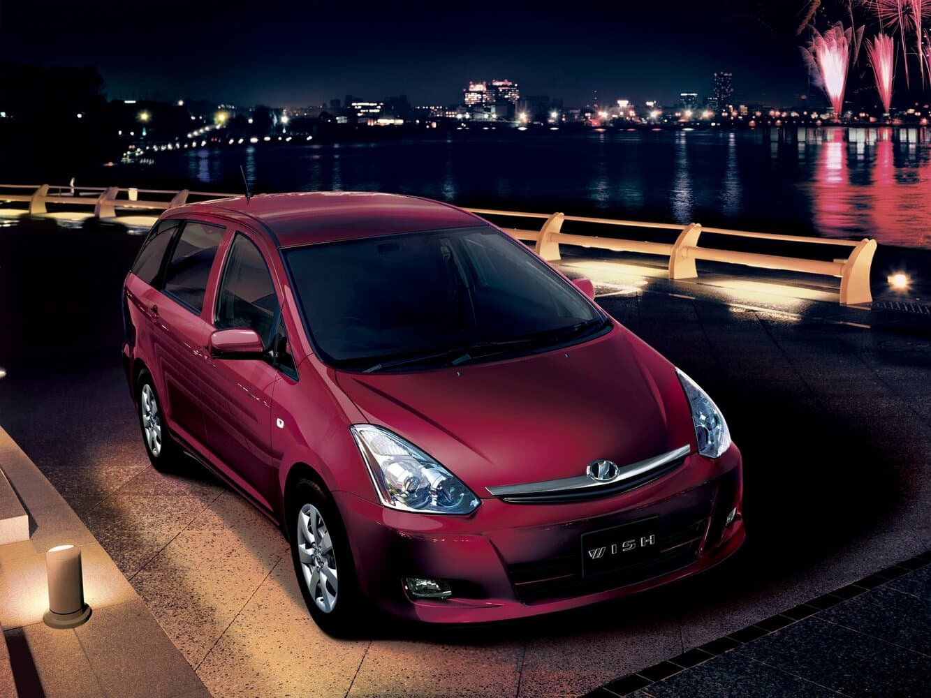 Toyota Wish I Рестайлинг Компактвэн, фото 2