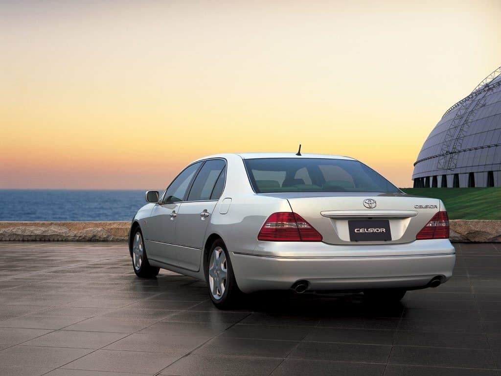 Toyota Celsior III (F30) Рестайлинг Седан, фото 3