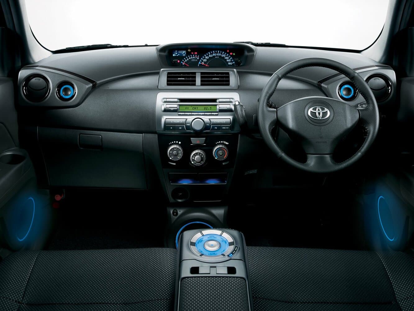 Toyota bB II Компактвэн, фото 3