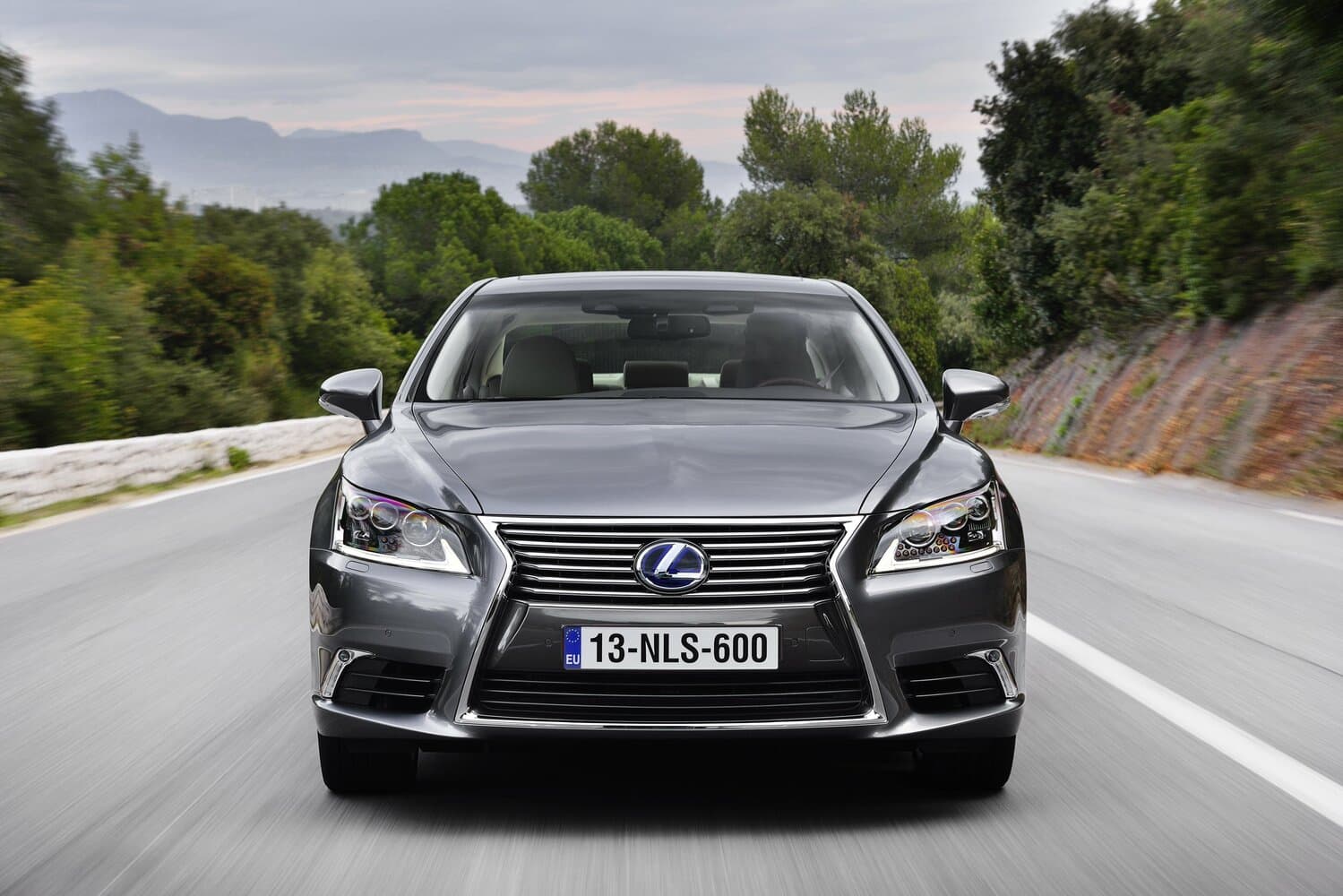 Lexus LS IV Рестайлинг 2 Седан Long, фото 3