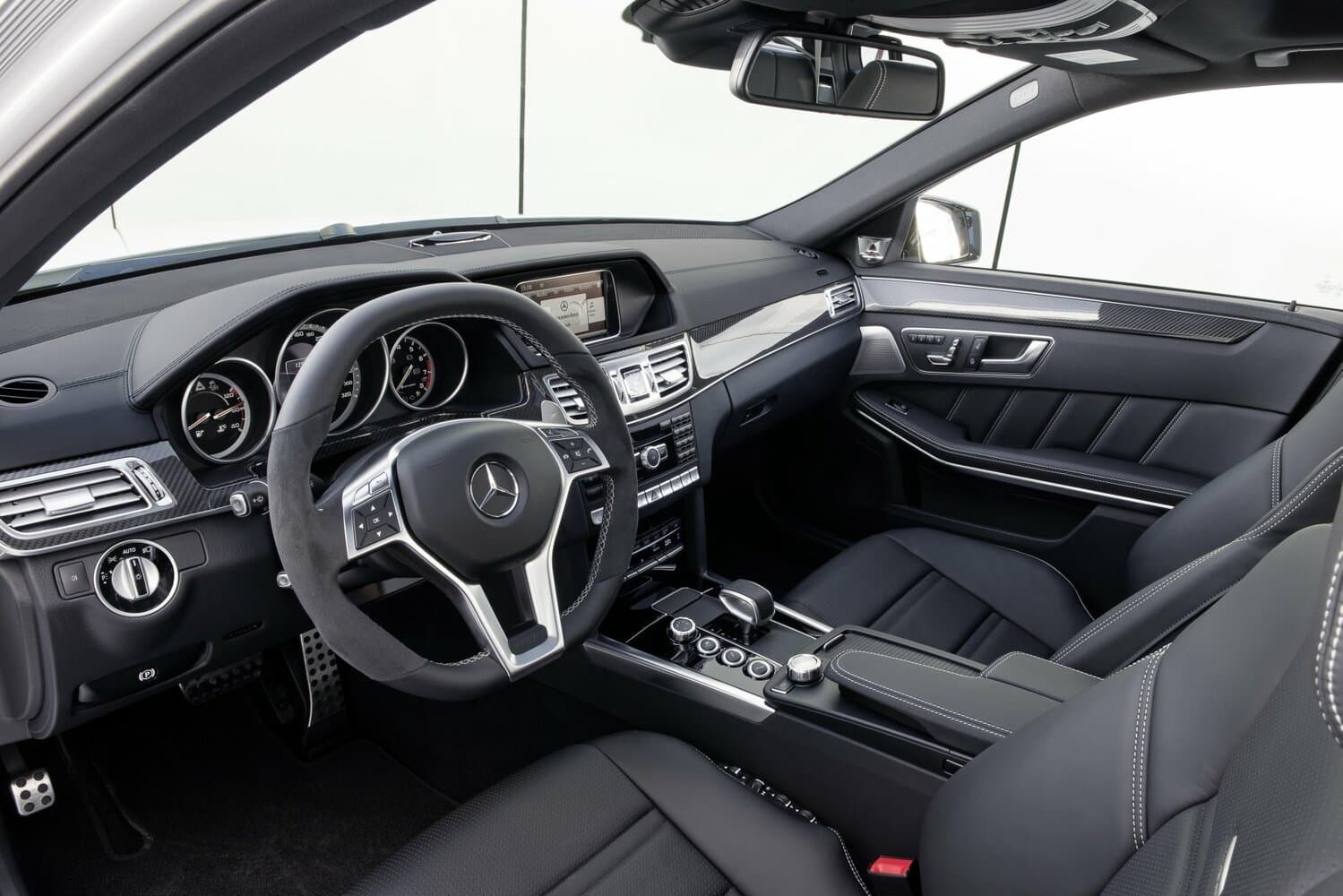 Mercedes-Benz E-Class AMG IV (W212, S212) Рестайлинг Седан, фото 11