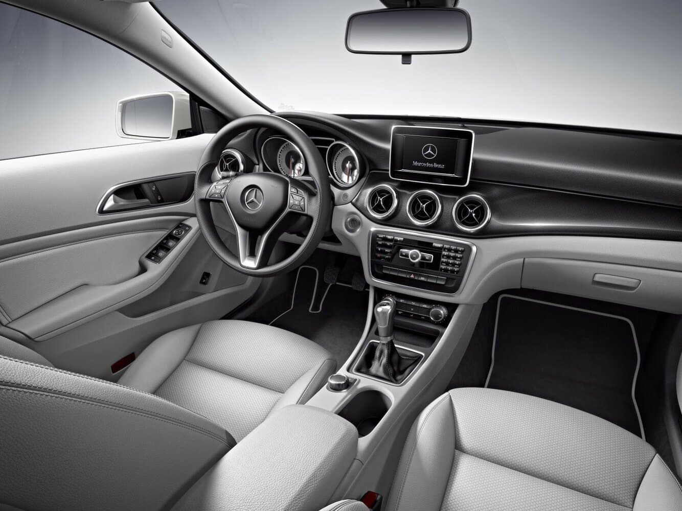Mercedes-Benz CLA I (C117, X117) Седан, фото 7