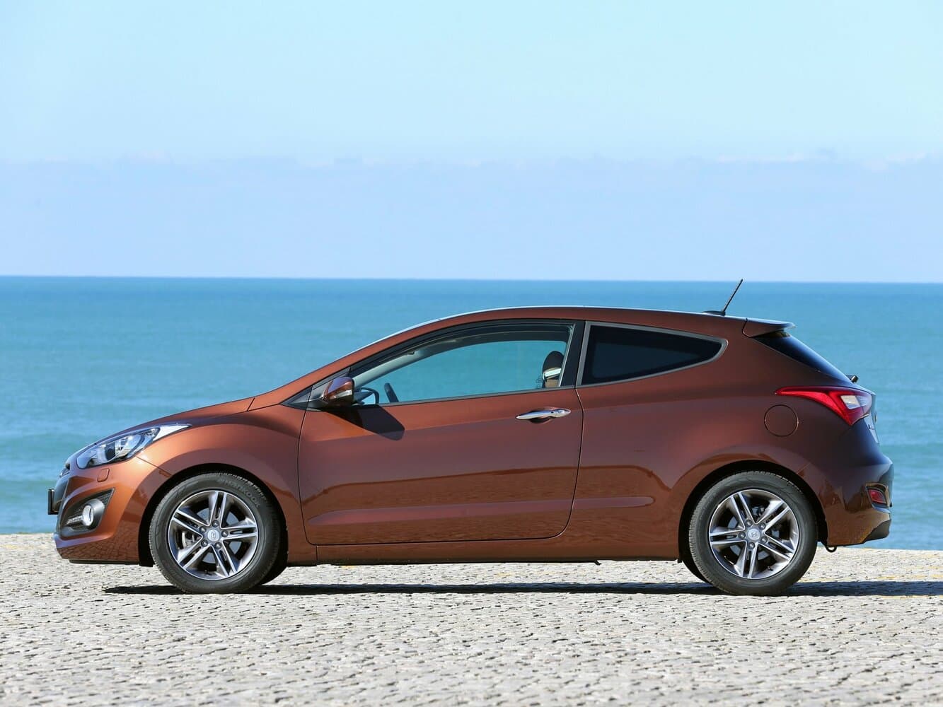 Hyundai i30 II Хэтчбек 3 дв., фото 2