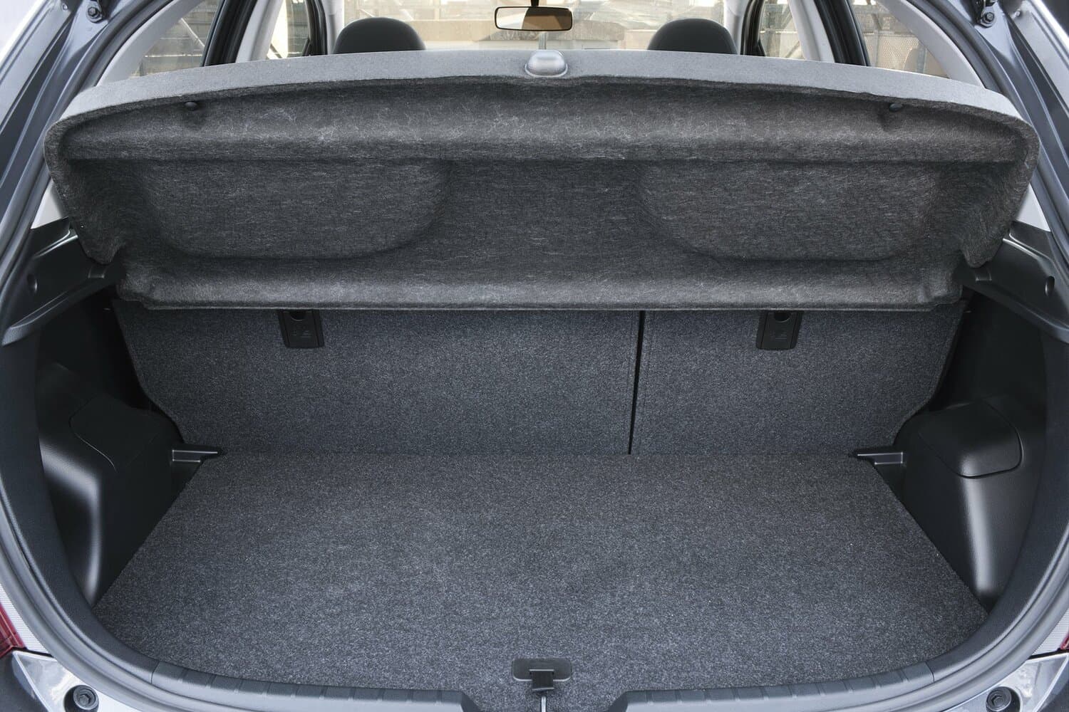 Toyota Yaris III Хэтчбек 5 дв., фото 9