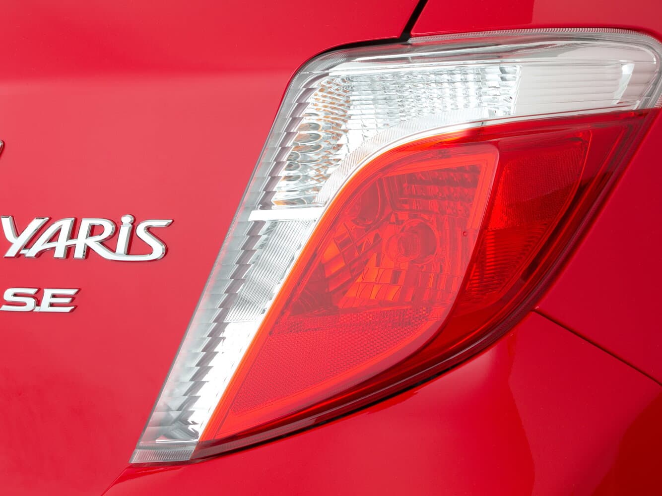 Toyota Yaris III Хэтчбек 5 дв., фото 10