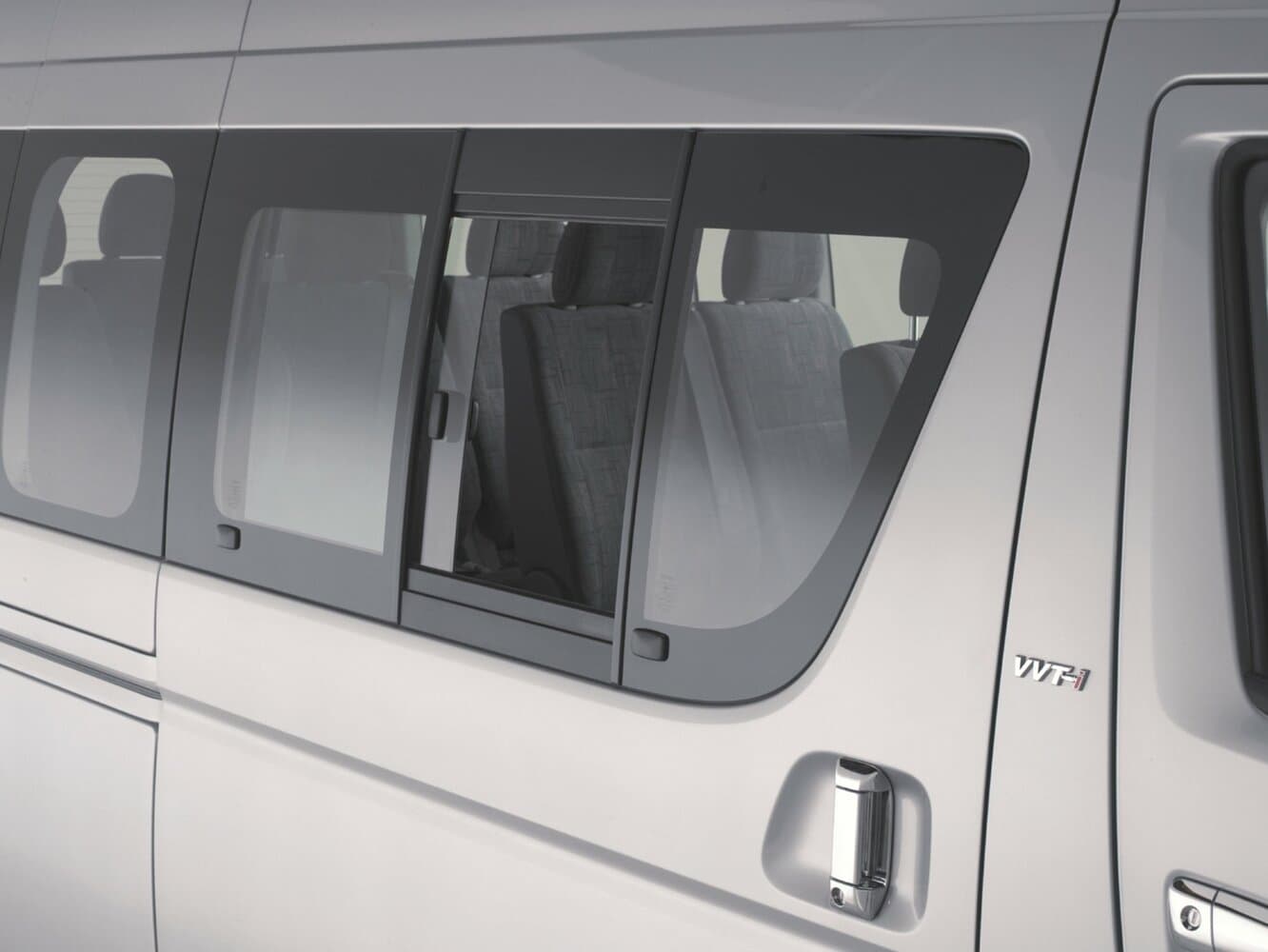 Toyota HiAce H200 Рестайлинг Минивэн, фото 7