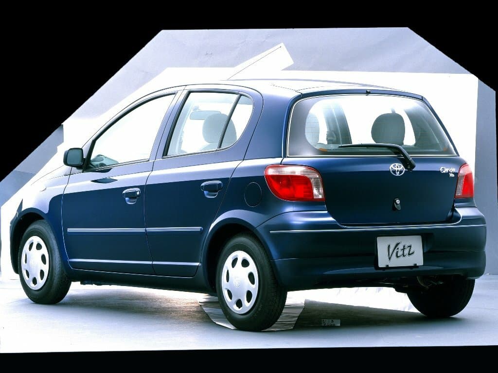 Toyota Vitz I (P10) Хэтчбек 5 дв., фото 2