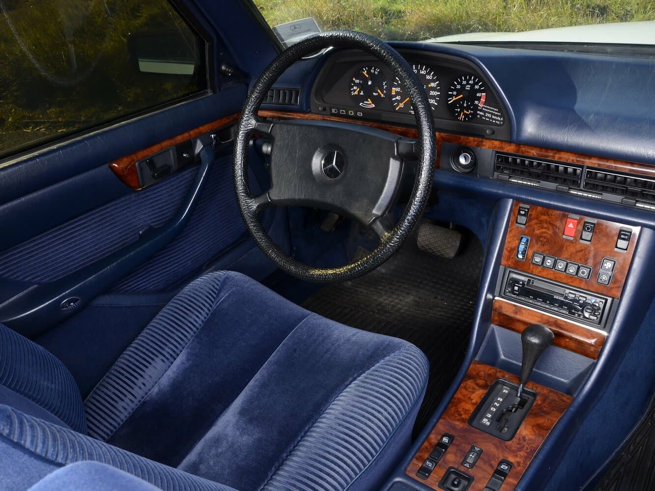 Mercedes-Benz S-Класс