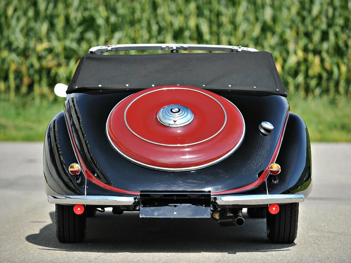 BMW 327
