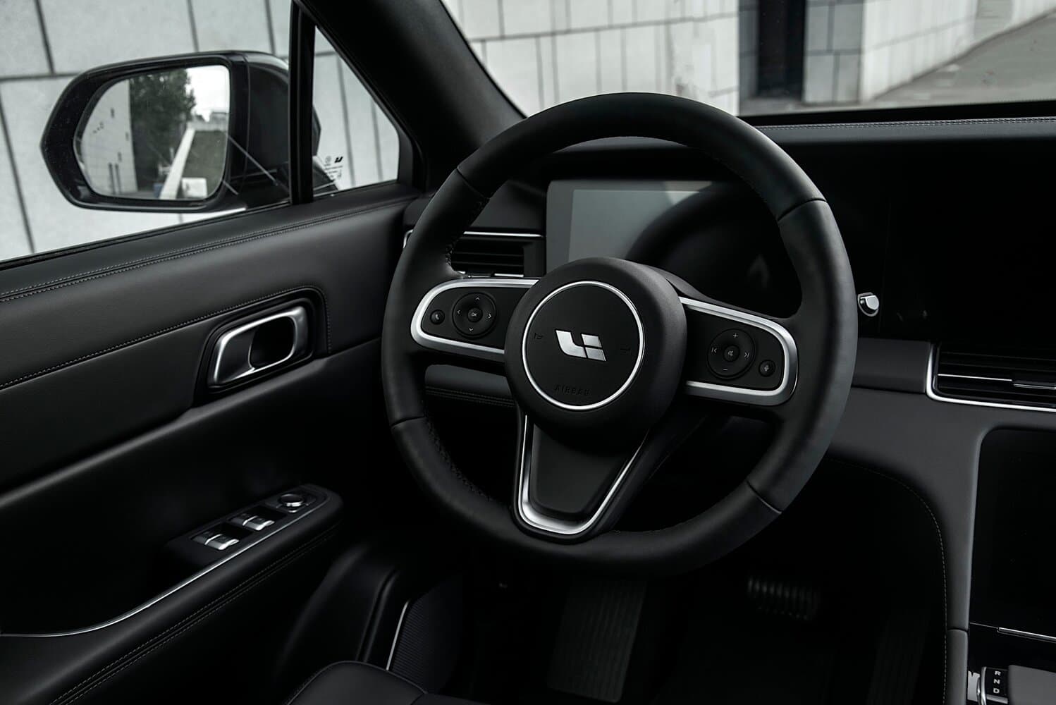 Li Auto (Lixiang) One