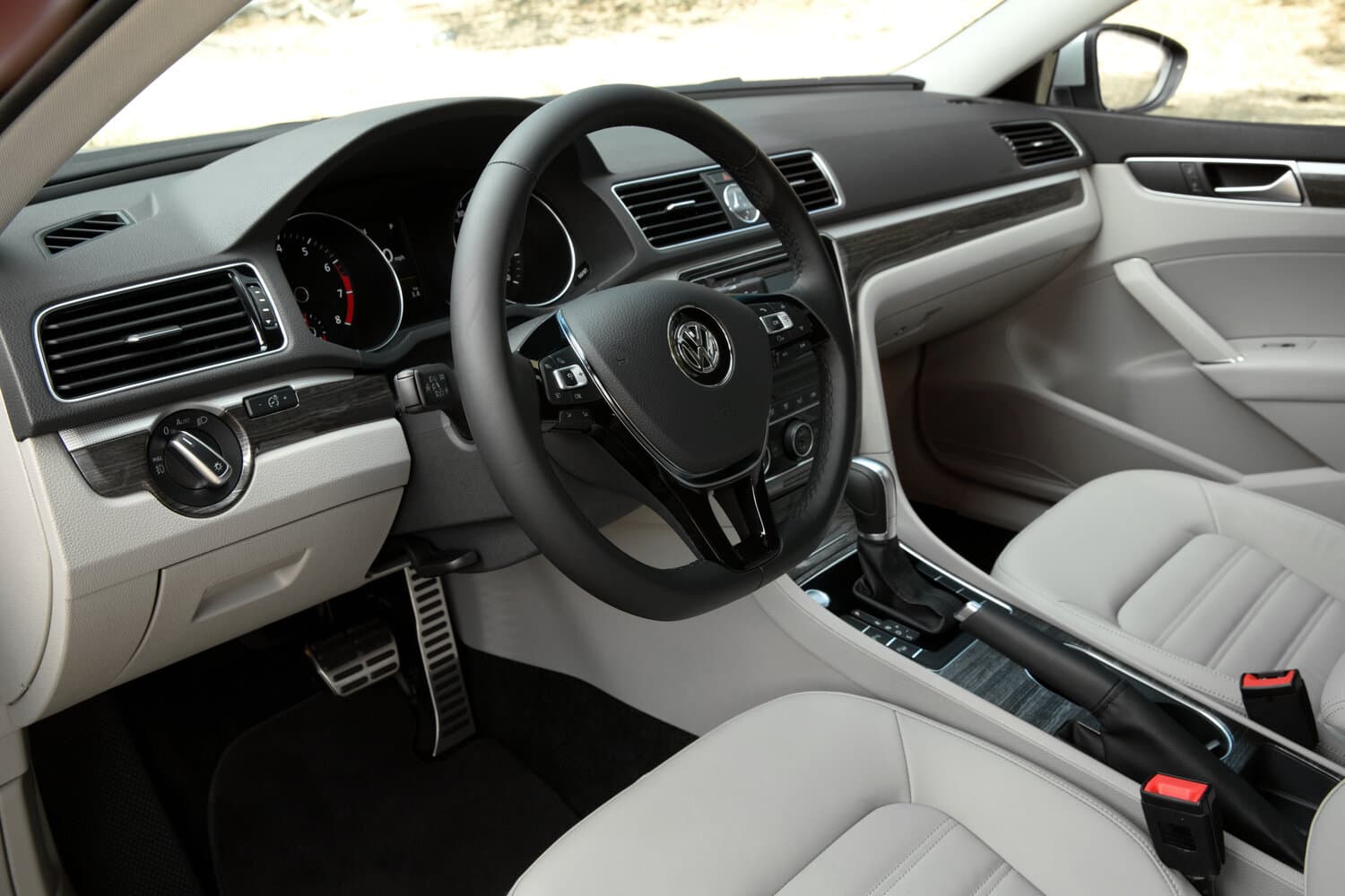Volkswagen Passat (North America and China)
