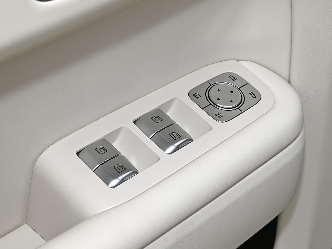 Li Auto (Lixiang) L7