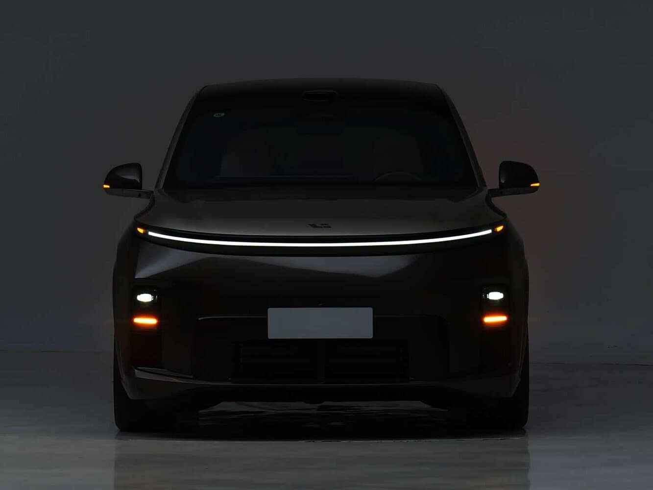 Li Auto (Lixiang) L8