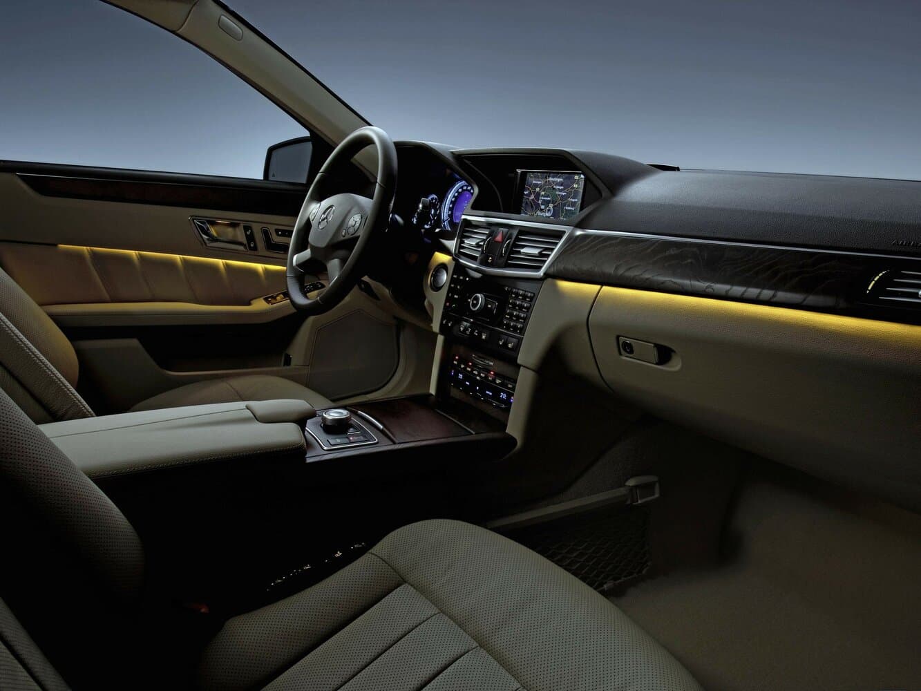 Mercedes-Benz E-Класс