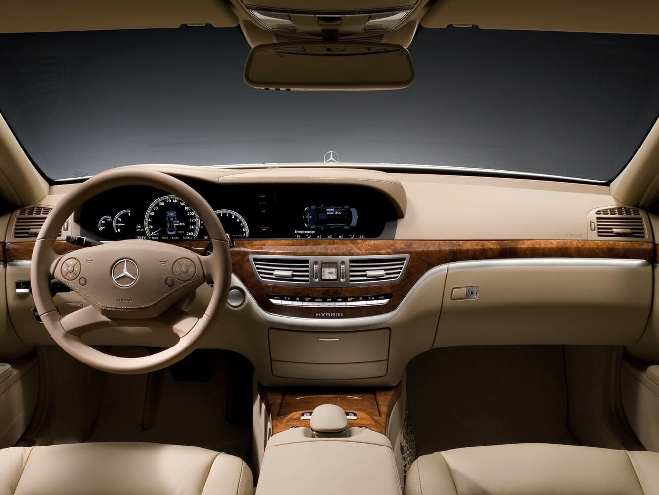 Mercedes-Benz S-Класс