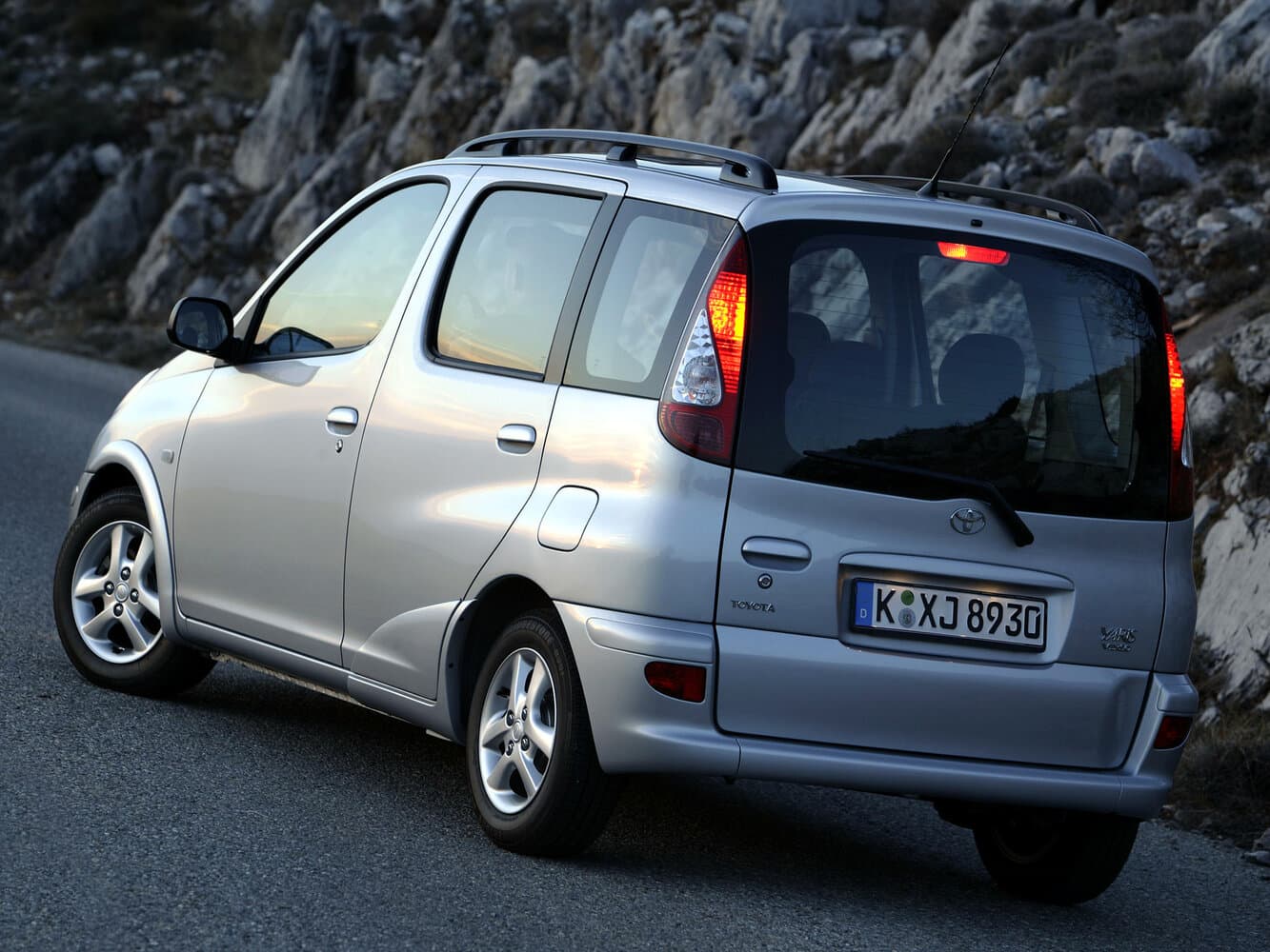 Toyota Yaris Verso