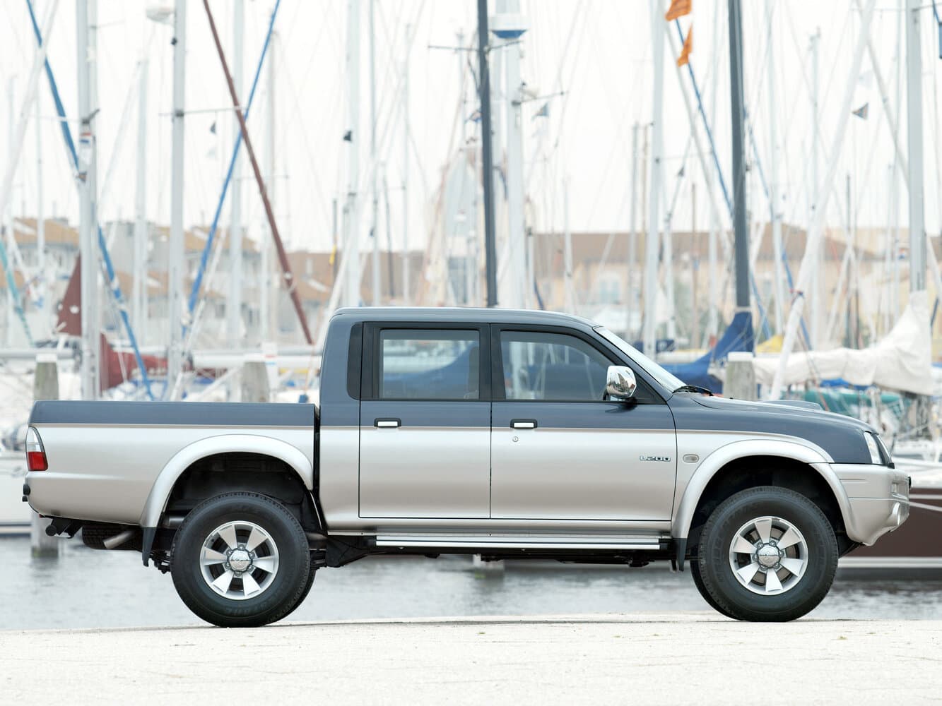 Mitsubishi L200