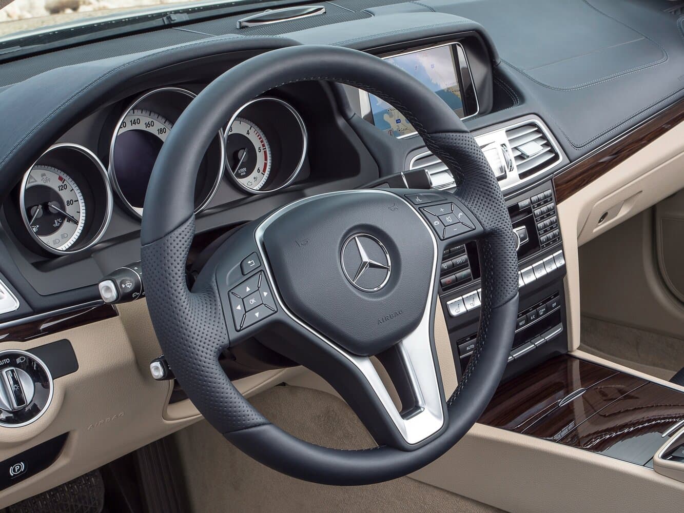Mercedes-Benz E-Класс