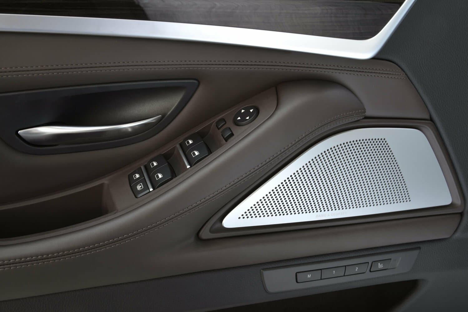 BMW 5 series VI (F10/F11/F07) Рестайлинг Седан, фото 8