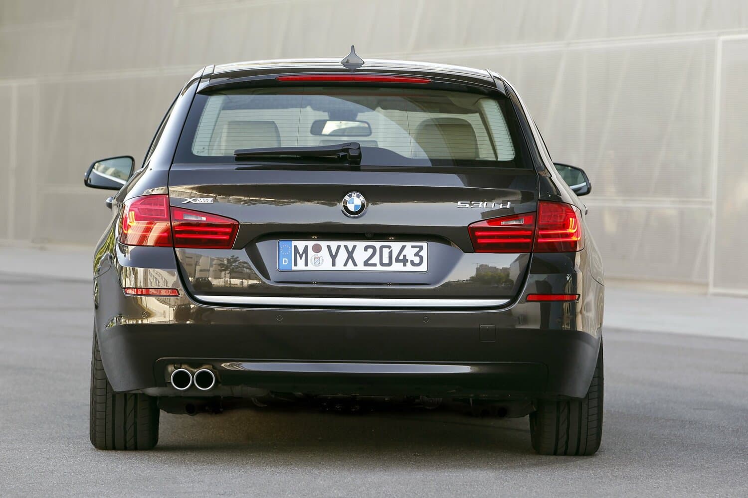 BMW 5 series VI (F10/F11/F07) Рестайлинг Универсал 5 дв., фото 4
