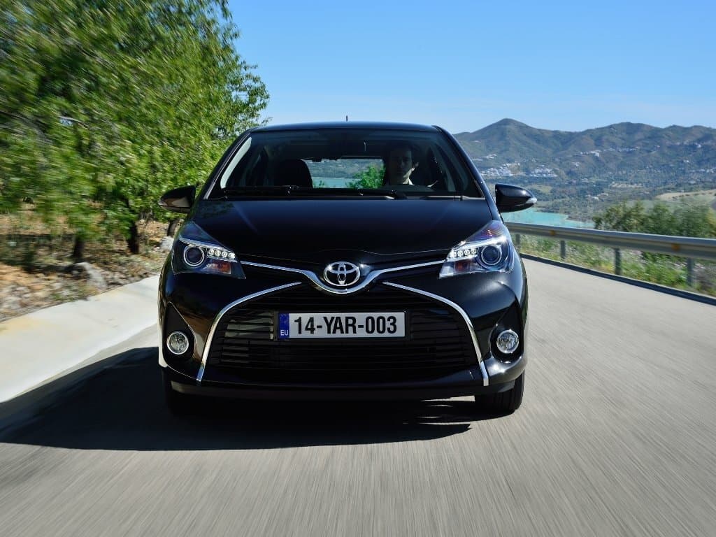 Toyota Yaris III Рестайлинг Хэтчбек 5 дв., фото 3