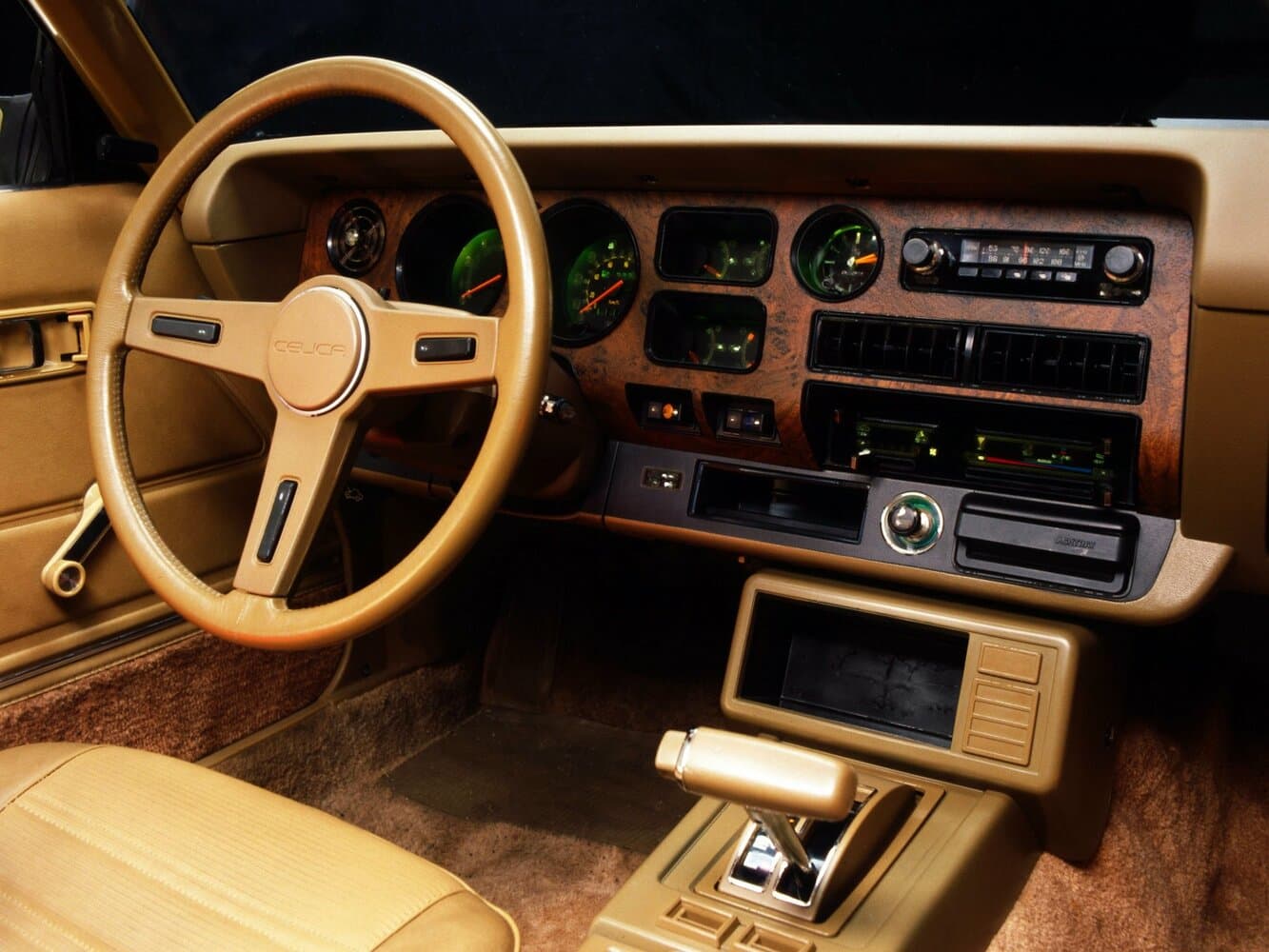 Toyota Celica II (A40, A50) Лифтбек, фото 3