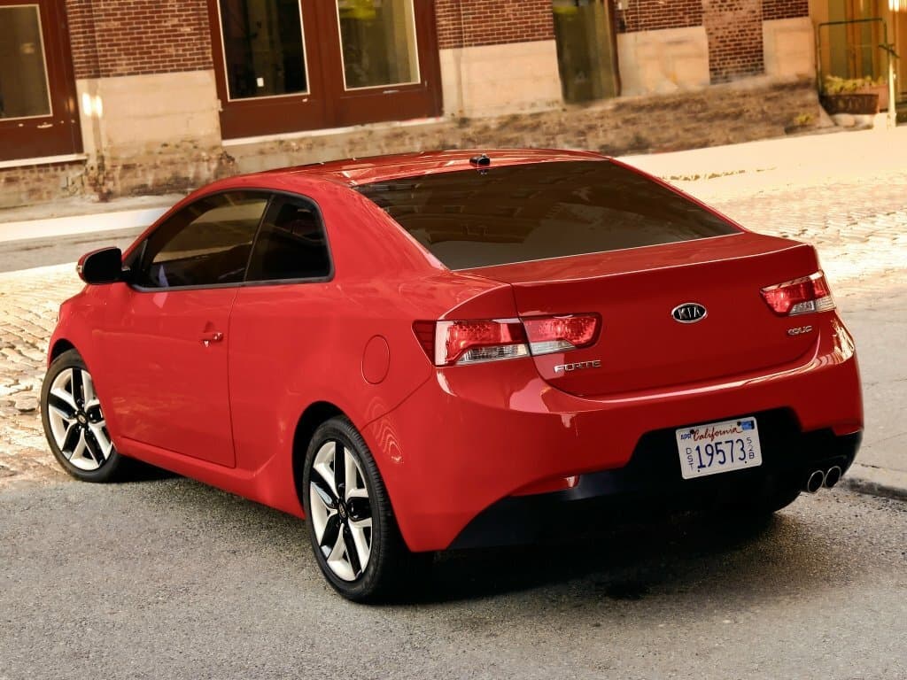 Kia Forte I Купе, фото 3