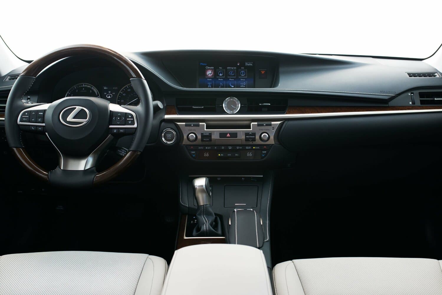 Lexus ES VI Рестайлинг Седан, фото 6