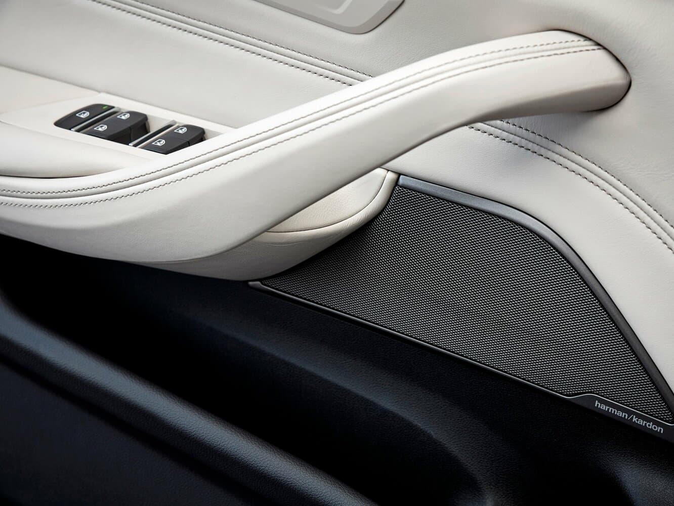 BMW 5 series VII (G30/G31) Седан, фото 7