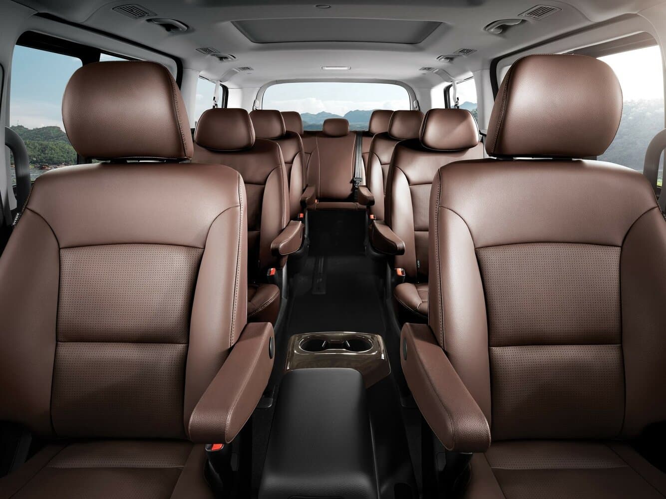 Hyundai H-1 II Рестайлинг 2 Минивэн, фото 4
