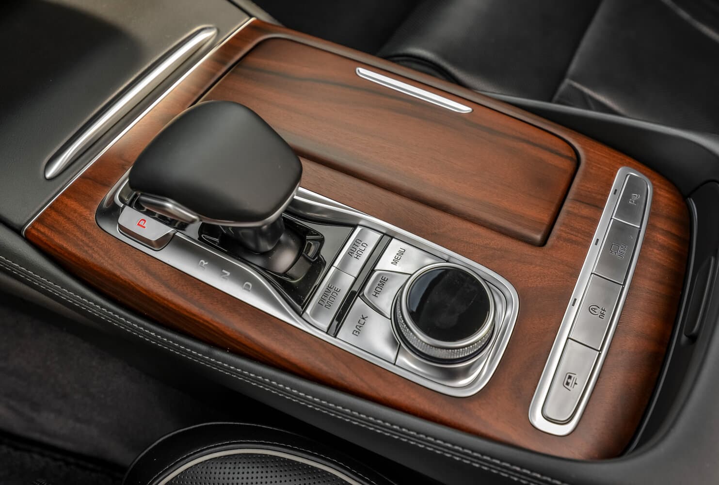 Kia K900 II Седан, фото 12