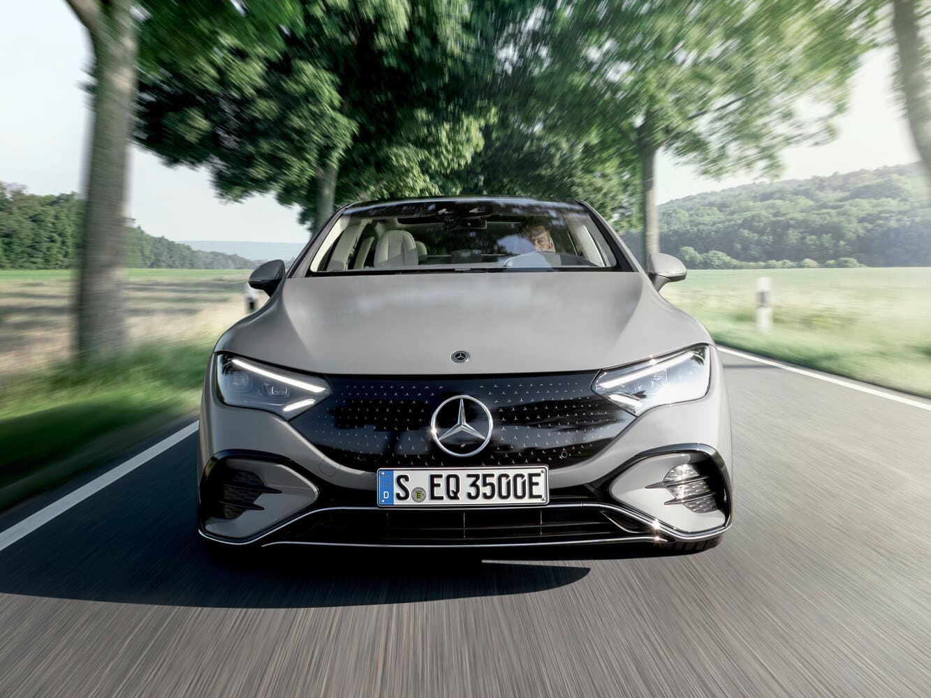 Mercedes-Benz EQE Седан, фото 3